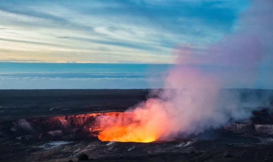 Glowing lava at Kilauea volcano in Hawaii