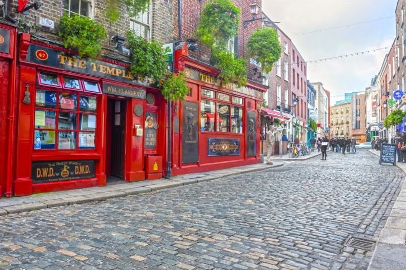 Temple Bar on a cobblestone street in Dublin