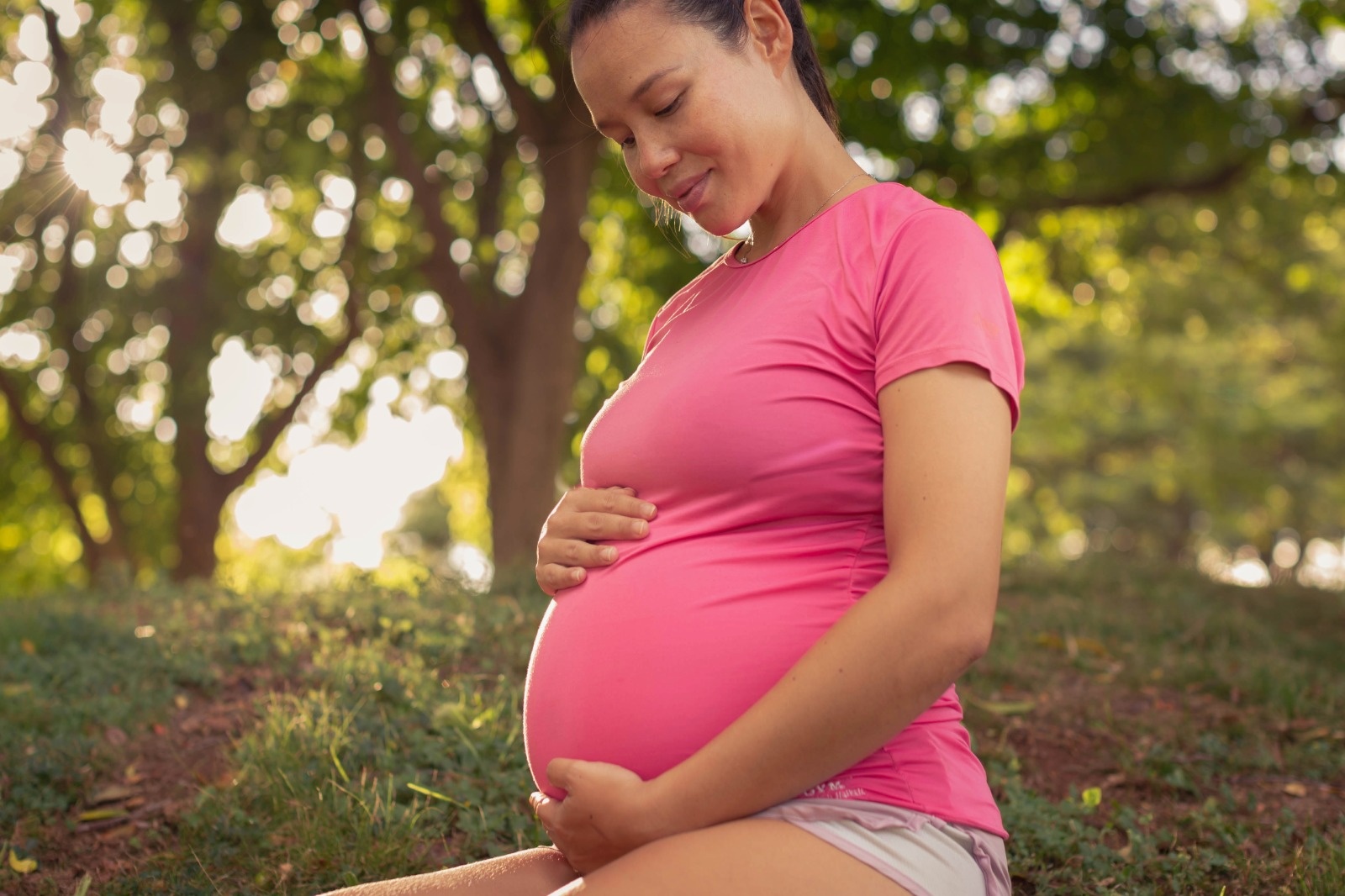 Pregnant Belly Changes: Month-by-month Shape And Size Guide