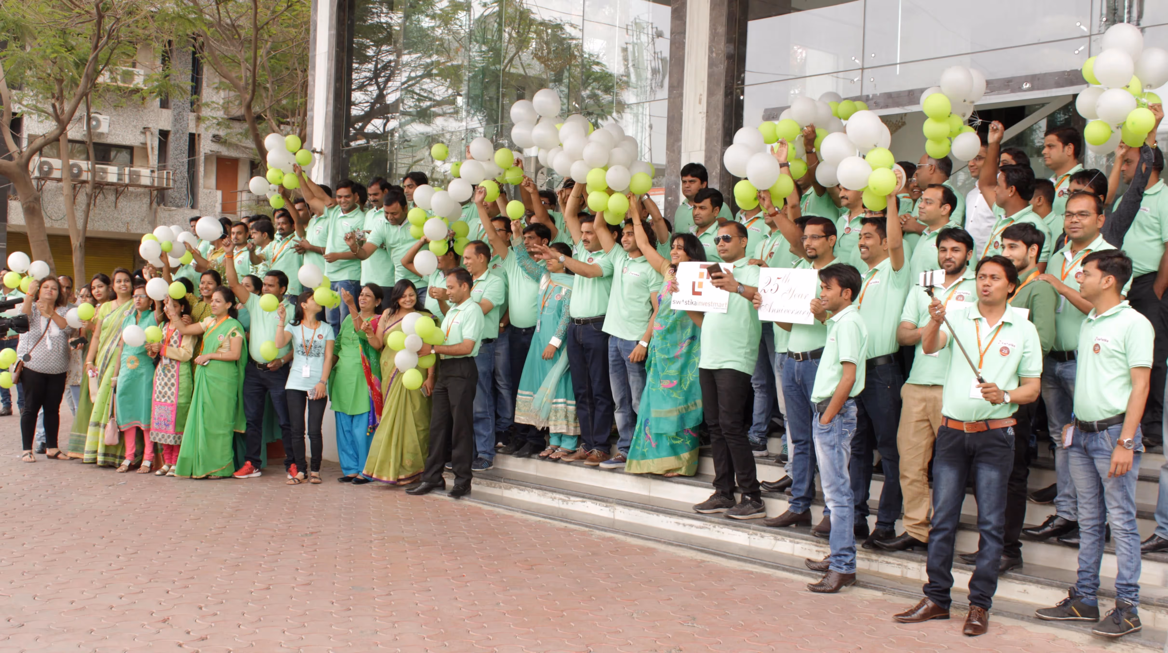 Business Summit 16-17