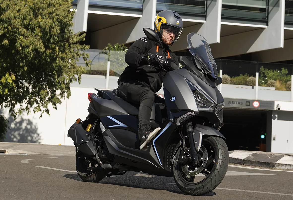 EN MOTO: Nuevo MITT T-ROX 125 con estilo y tecnología para dominar la ciudad