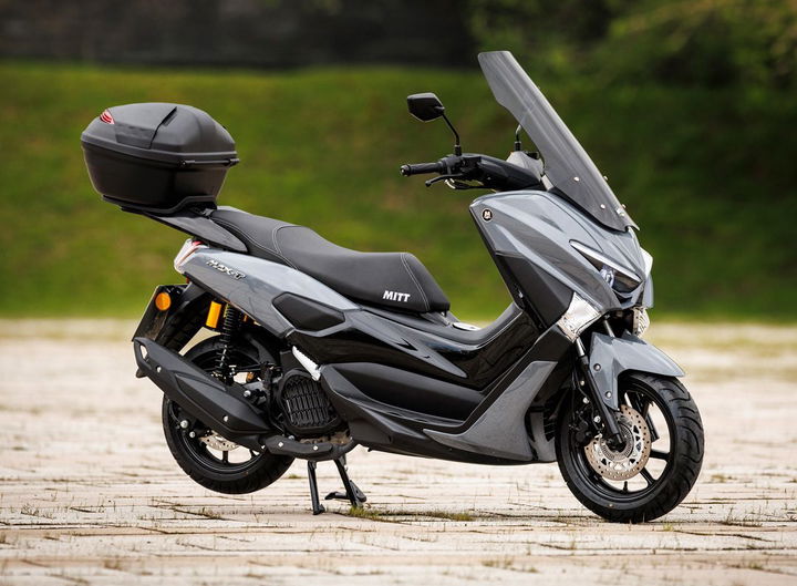 DIARIO MOTOR: Es el scooter español más interesante si lo quieres todo a un precio bajo