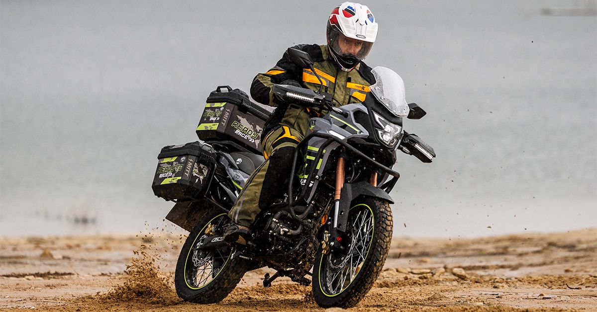 TODO CIRCUITO: La nueva trail 125 que llega con maletas de serie y motor de 15 CV