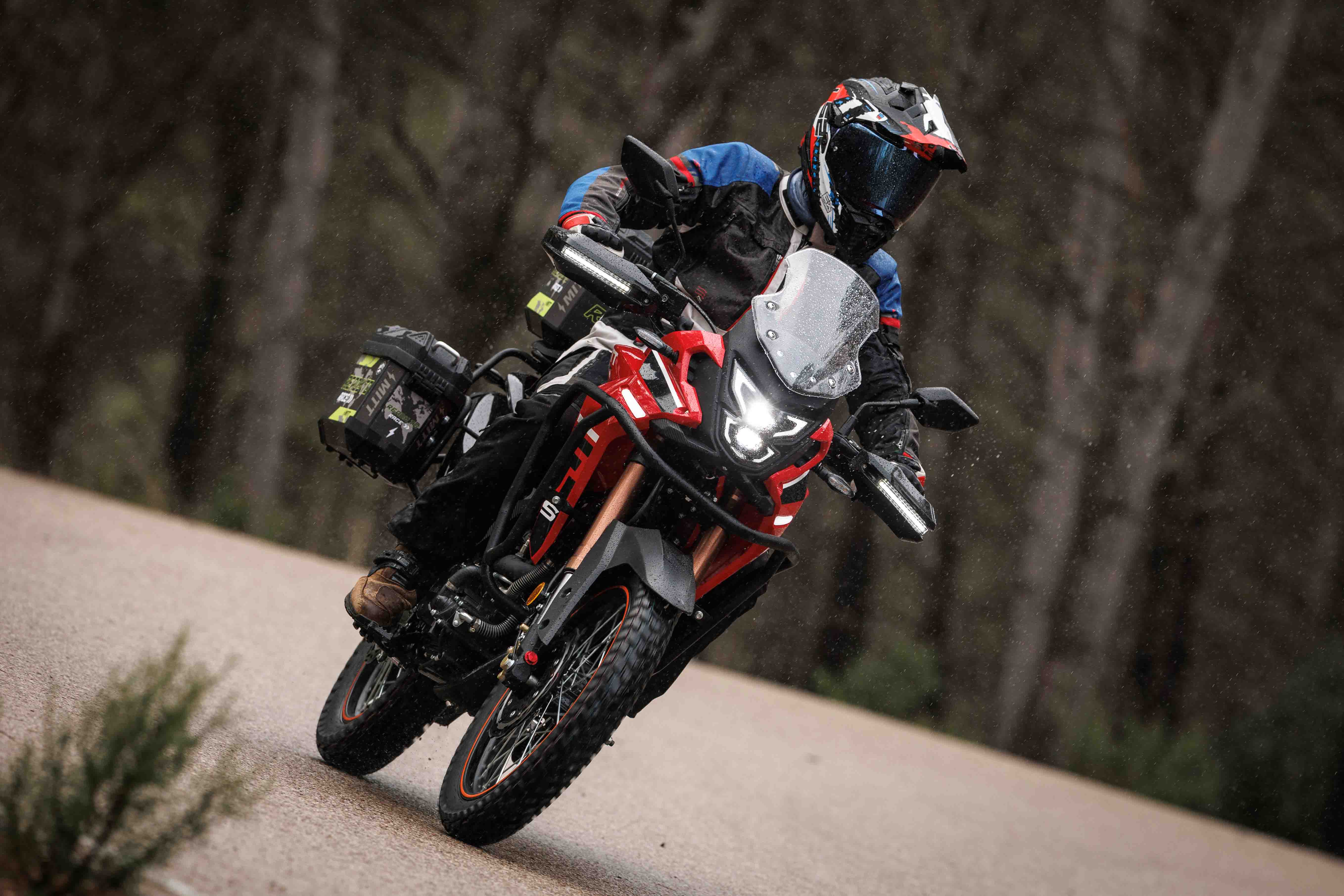 MOTOCICLISMO & ROCK N ROLL: Introducción y posicionamiento de la MITT MT 125 2026