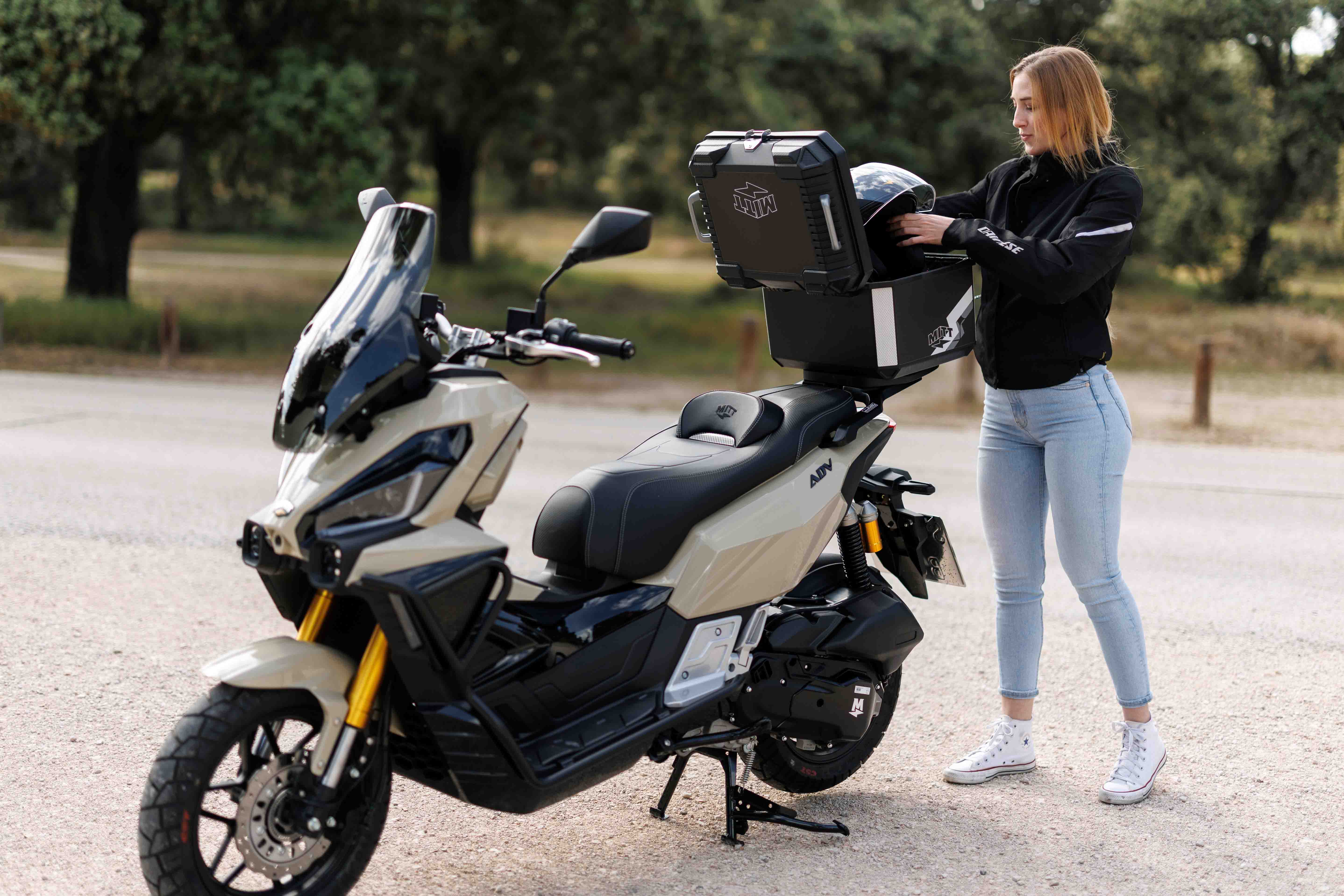ERM DIGITAL: Como un scooter de la competencia, pero en 125 y a mitad de precio