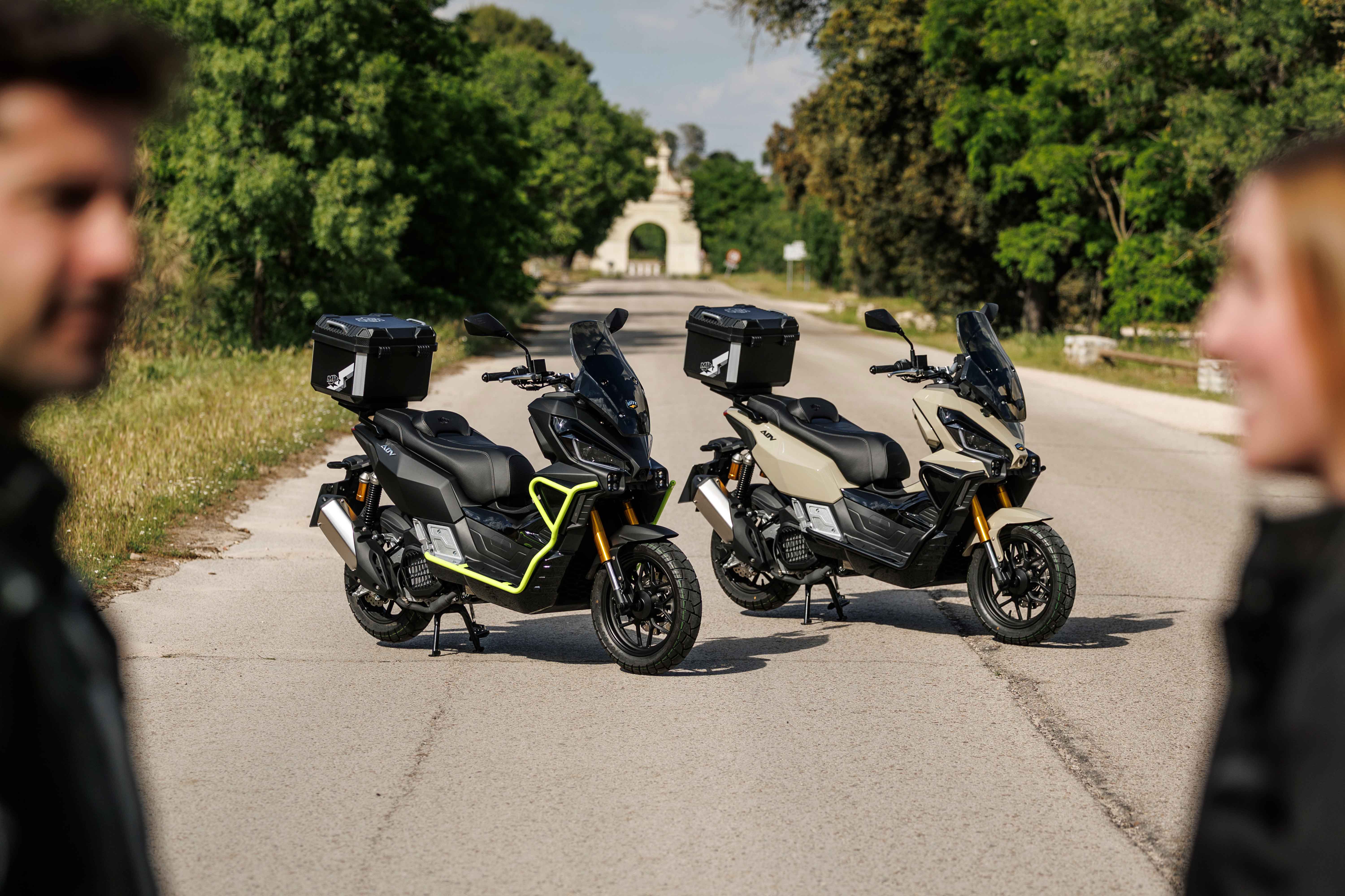 EL DESMARQUE: La nueva MITT ADV PRO 125 al alcance de todos los bolsillos