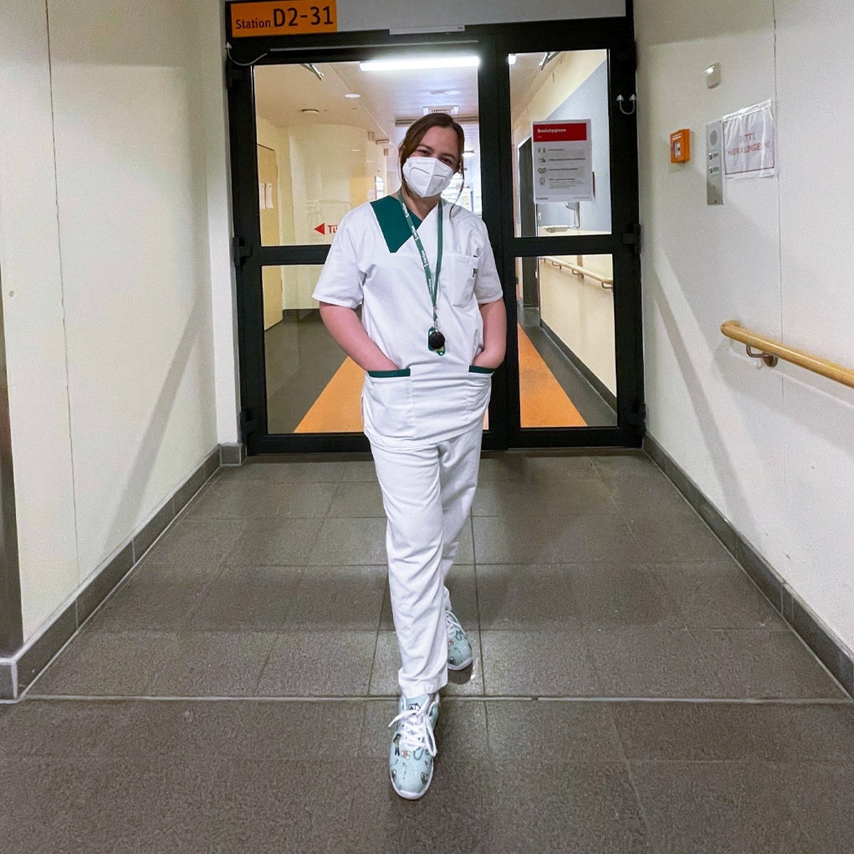 Pflegefachkraft Ma. Cristine im Helios Klinikum Berlin-Buch
