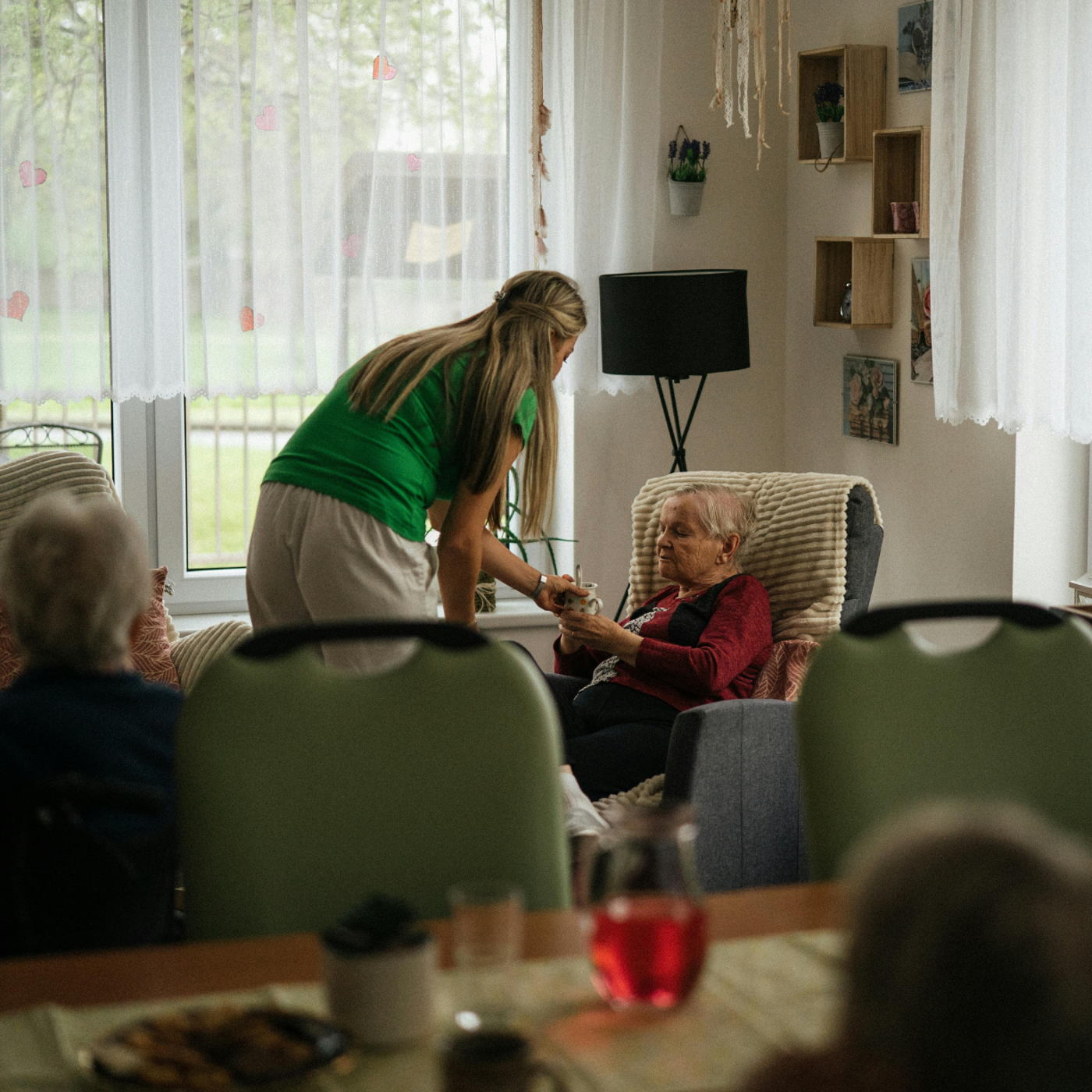 2 - caregiver.png-5a4aafc2-7915-40e0-9370-10358c3a504b