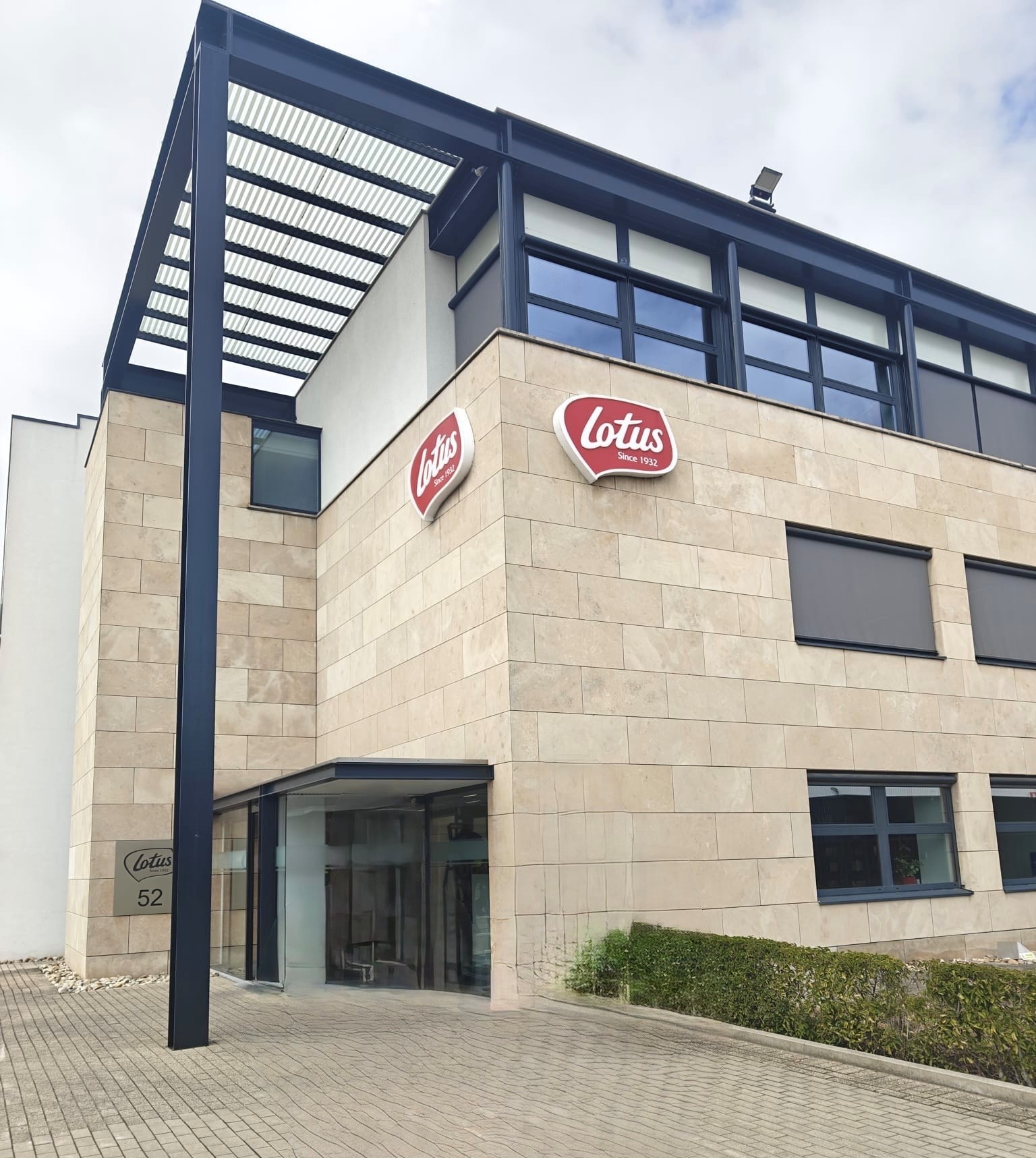 Lotus Bakeries, Lembeke