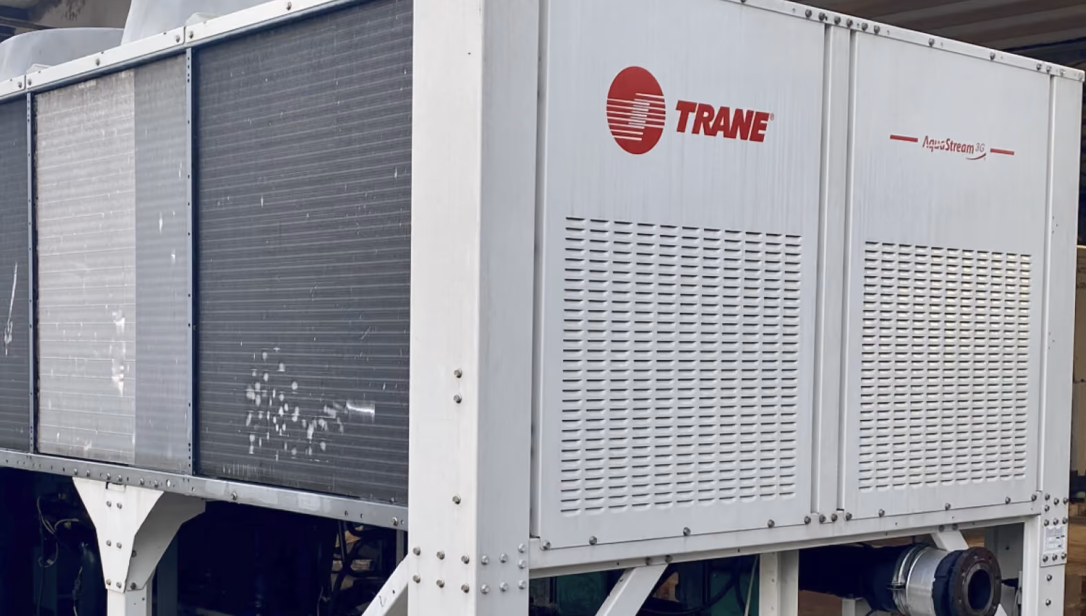 wymiana chillera trane cgam