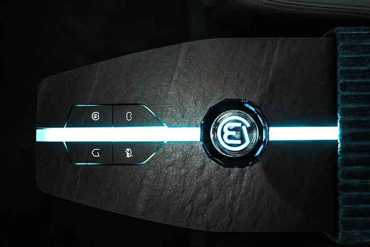 The Centum, rotary controller by Swarovski Mobility