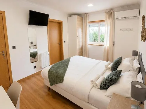 Like a Local Guesthouse, bedroom