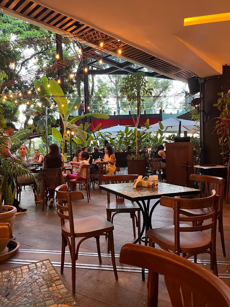 El Café de Acá - Paseo Galería in Asunción 5