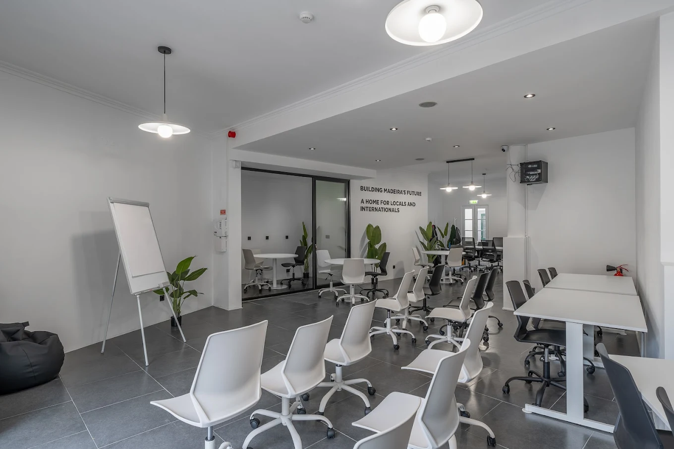 Madeira Friends Hub 5
