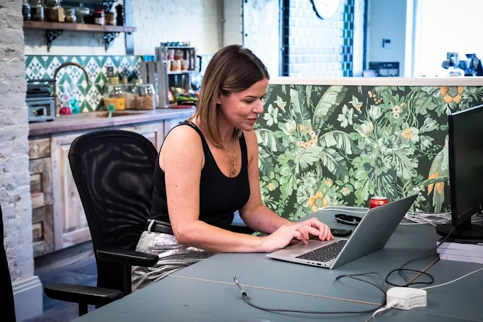 Yolk House Farringdon in London 5