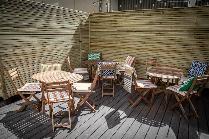 Yolk House Farringdon in London 4