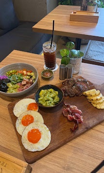 Terra: Healthy Restaurant Canggu in Berawa 5