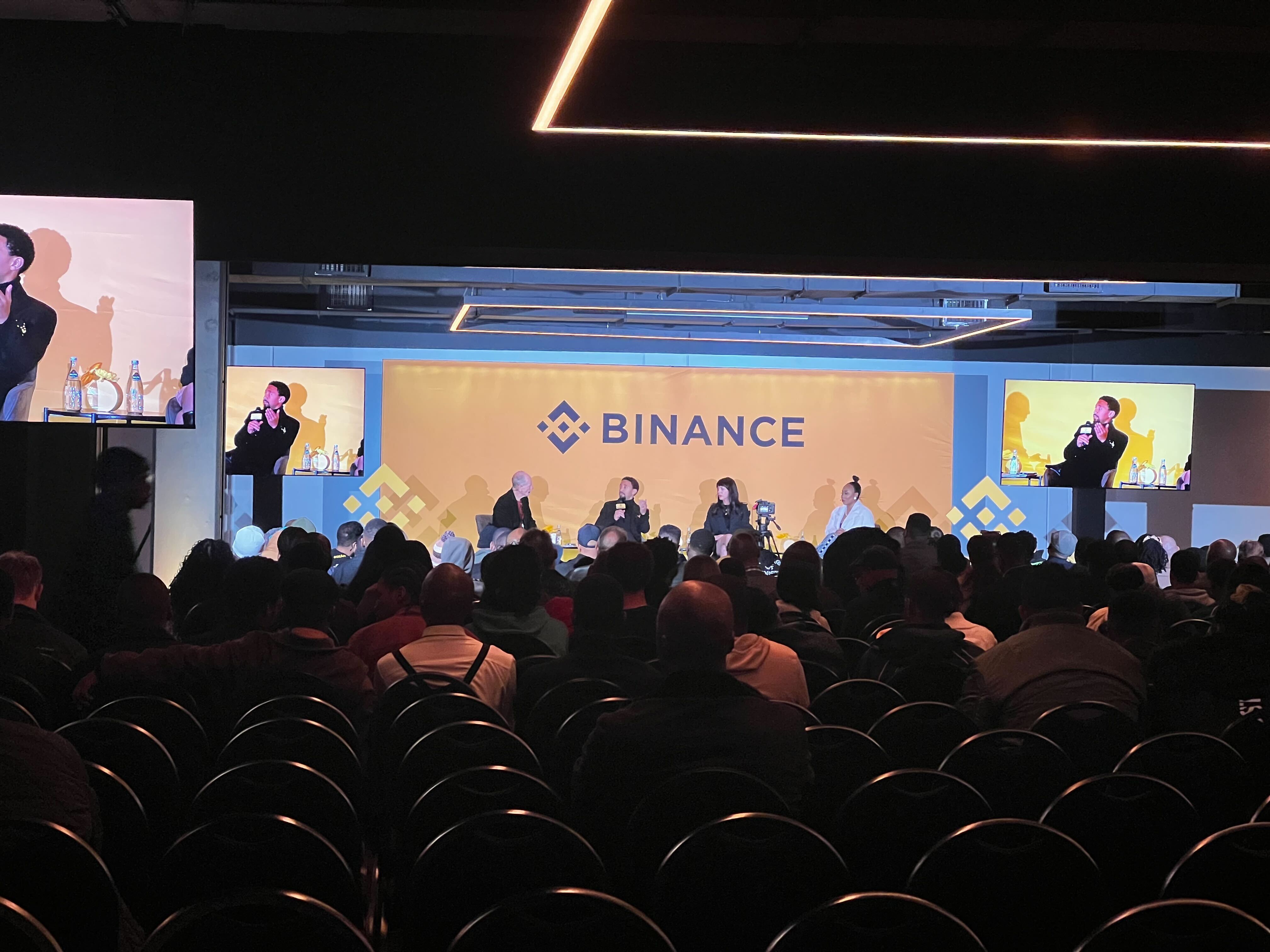 Binance Super meet up - photo 4