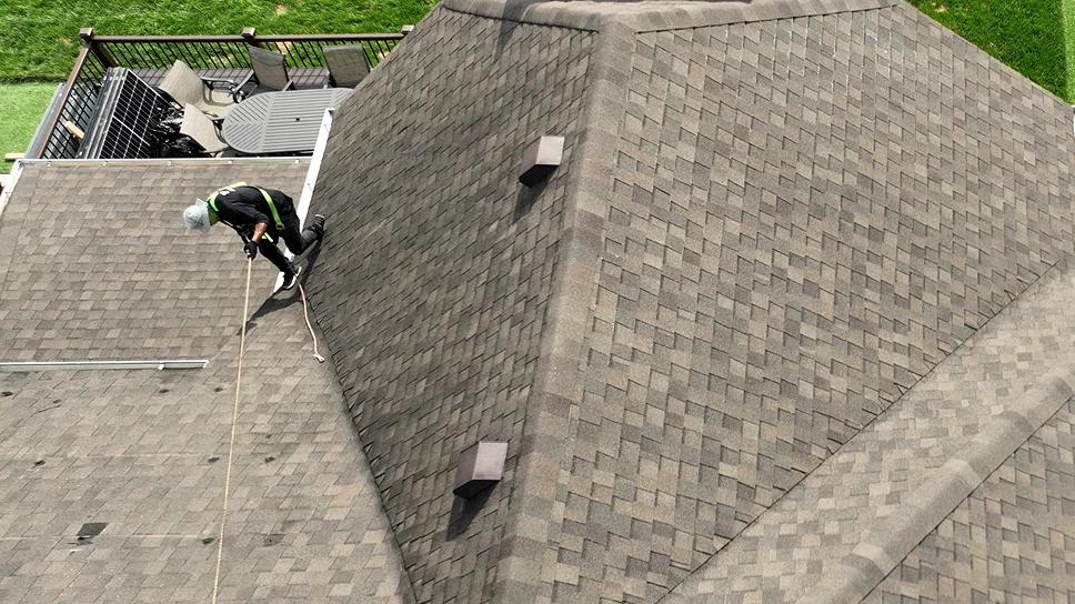 Why choose professional roofers over DIY in Chicago
