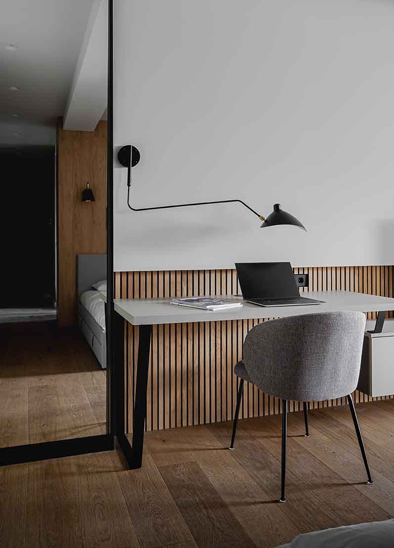 The work space in the micro apartments of Naumburger 34 in Leipzig