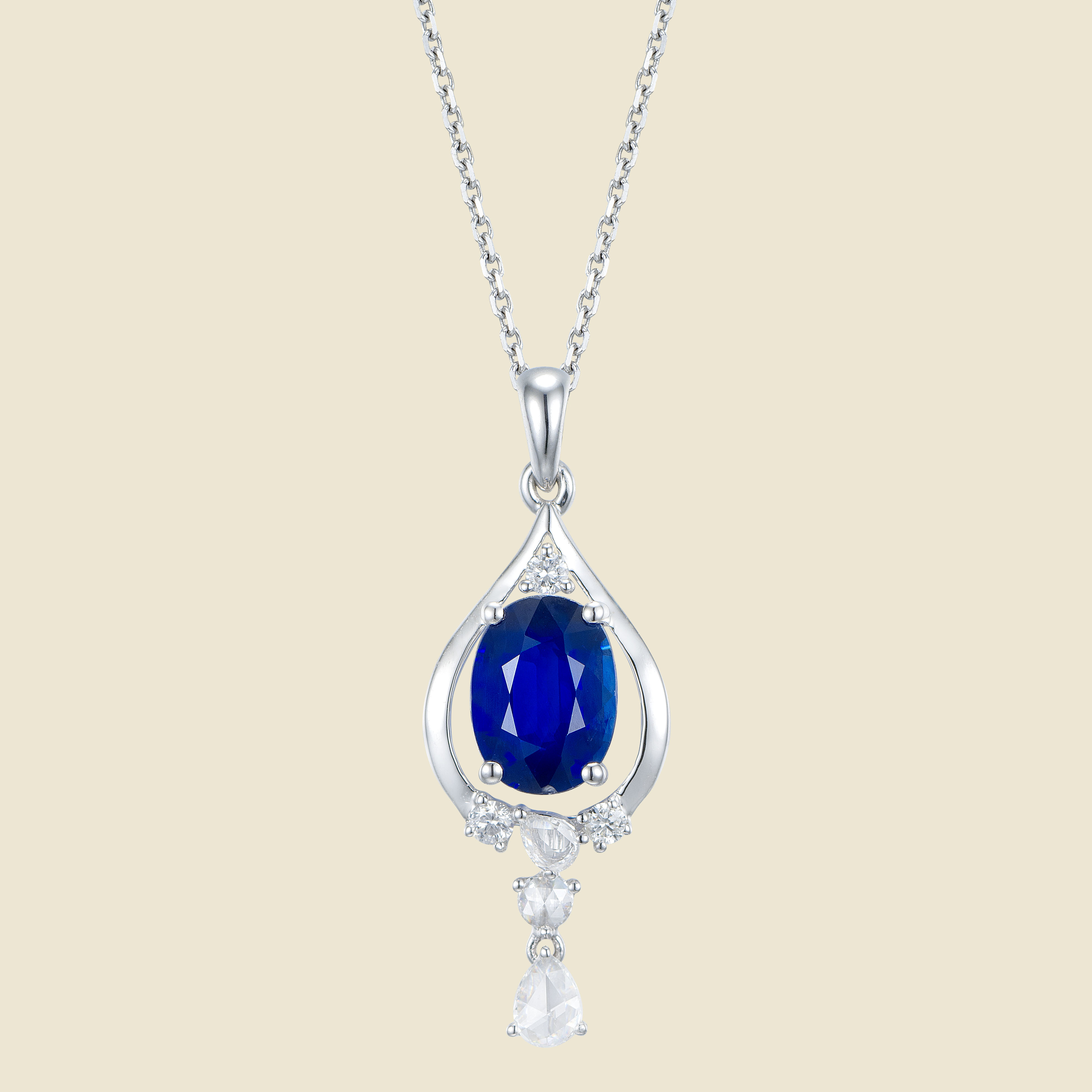 Necklaces & Pendants