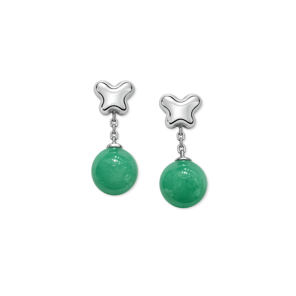 Accompanied by Hong Kong Kowloon Jade & Jewellery Laboratory LTD Certificate, stating that the jadeite is natural, known in the trade as ‘A Jade’.