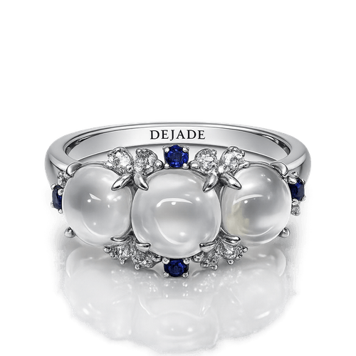 Accompanied by Hong Kong Jade & Stone Laboratory Certificate, stating that the jadeite is natural, known in the trade as ‘A Jade’.