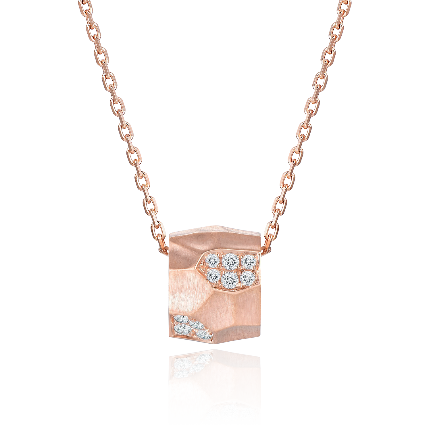 Inspired by the enigmatic beauty of lunar landscapes, the Météorite Collection evokes the sculpted reliefs forged by the impact of celestial bodies across the cosmos. Distinctive surfaces echo the raw poetry of these otherworldly terrains, where craters, ridges and textures bear witness to the passage of time and the force of the stars. The collection is defined by a refined interplay of light and shadow. Sculpted precious metal reveals a captivating dialogue between polished brilliance and textured depth, creating luminous contrasts that shift with every movement. Both contemporary and timeless, Météorite captures the mysterious elegance of the universe in a striking expression of modern jewellery design.