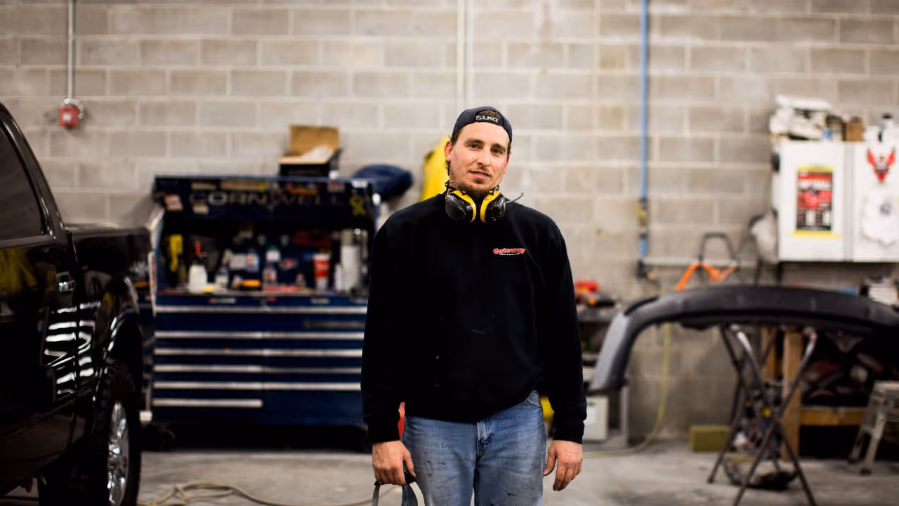 Low Engine Oil Symptoms: When to Stop Driving and Get Help