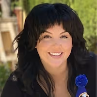 Headshot photo of Katie Roebuck