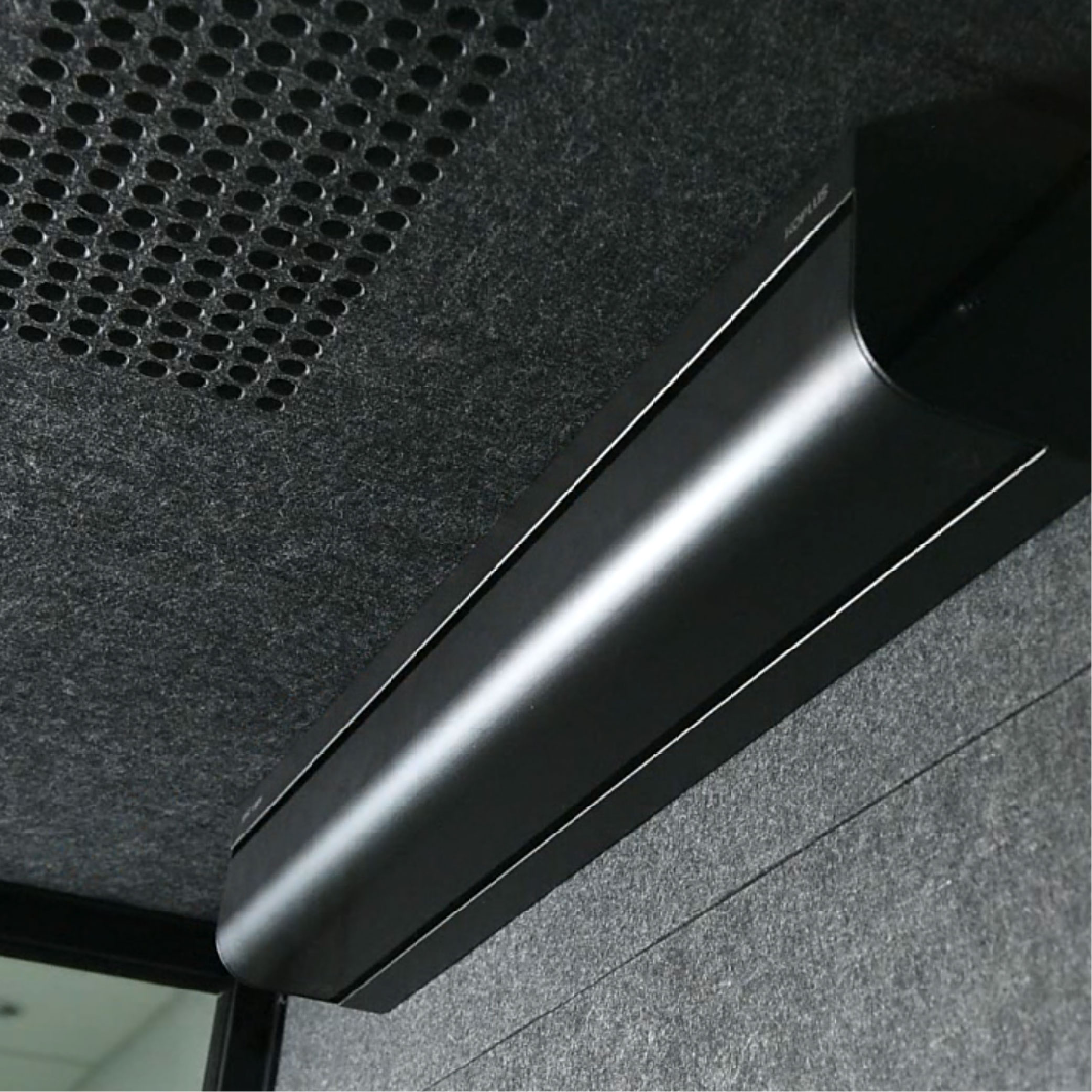 Booth UVC Light Close