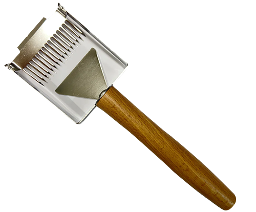 Uncapping slicer for honet extractiom