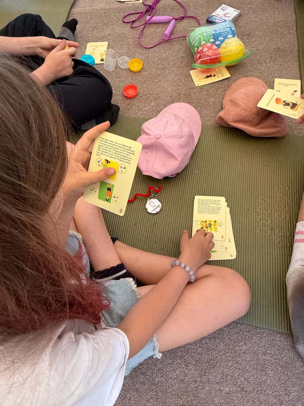 kids-with-novisets
