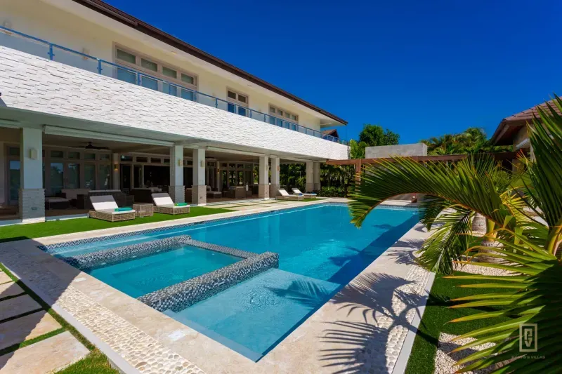 Luxury and affordable villa rentals Dominican Republic