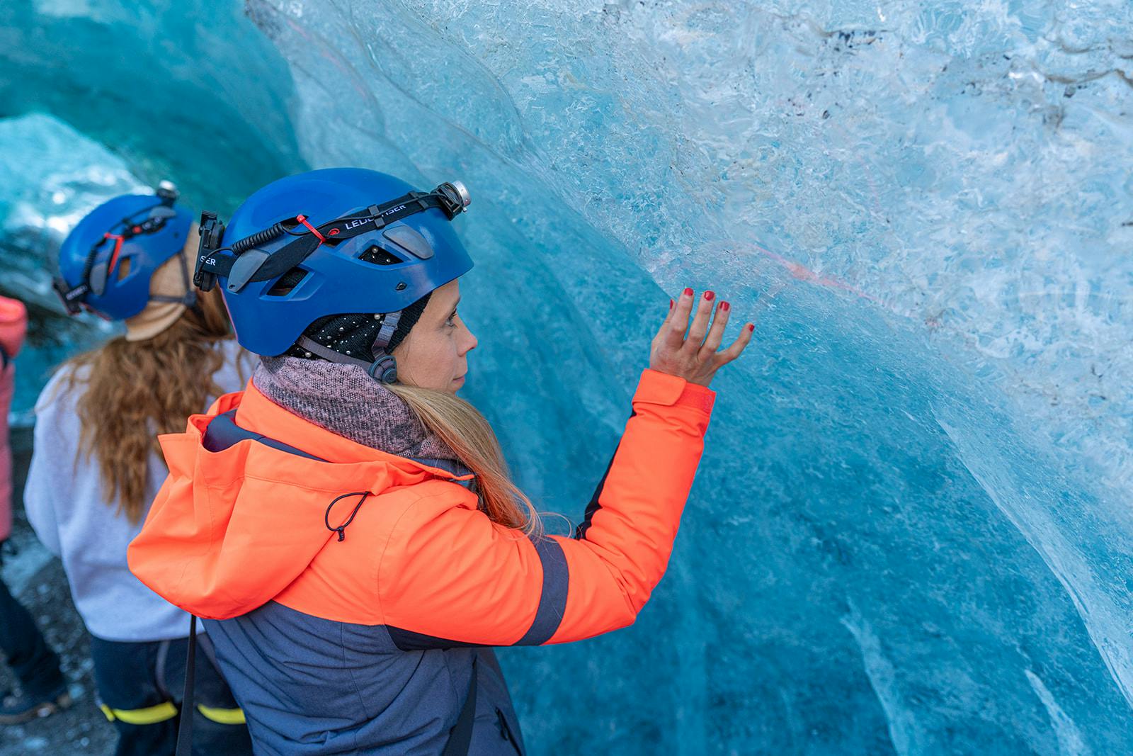 Ice cave scenery on the Crystal Blue Ice Cave Super Jeep Tour