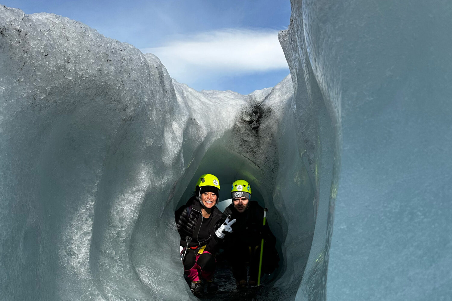 Icelandic scenery on Glacier Hike w. Photos, South Coast Waterfalls & Black Sand Beach