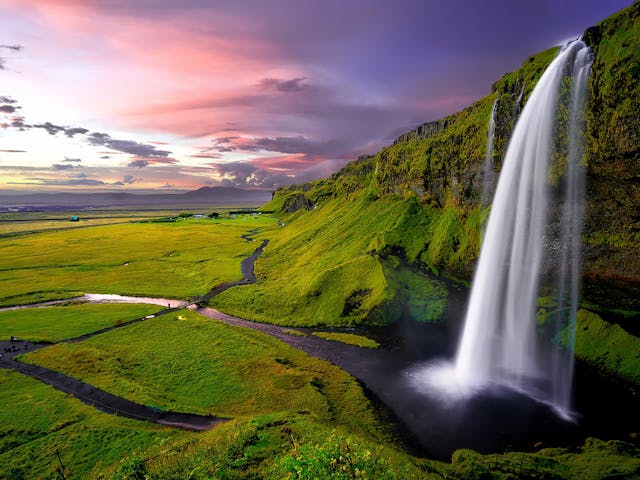 Scenery on 3 Day Summer Minibus Tour: South Coast, Glacier Hike and Golden Circle