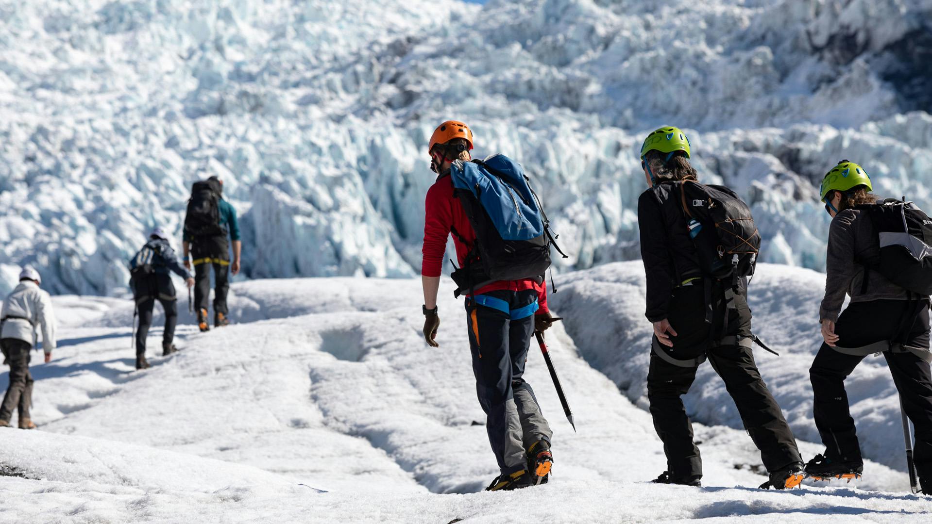 Icelandic scenery on 3-Day South Coast, Golden Circle & Northern Lights Minibus Tour