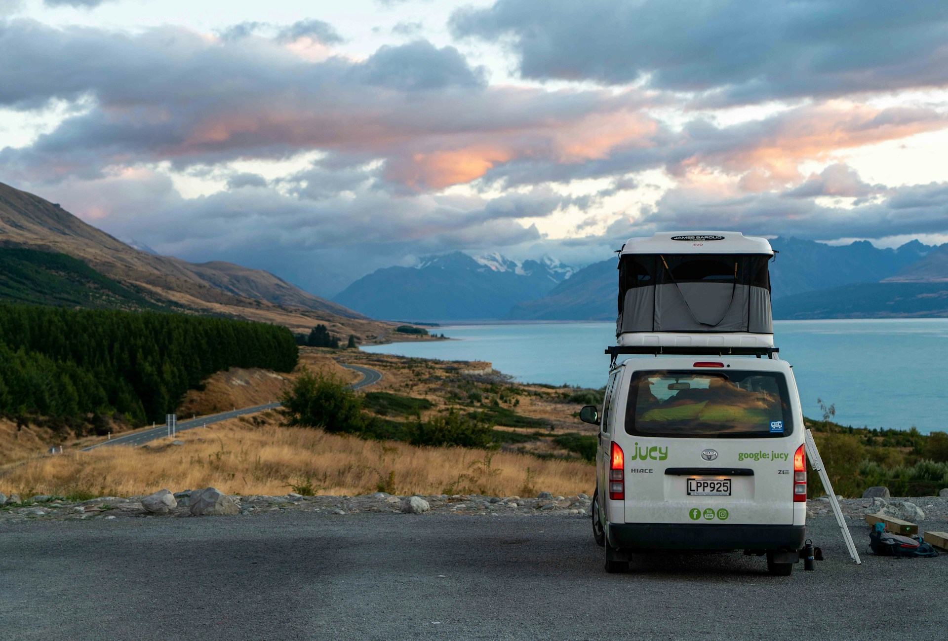 10-Day Iceland Campervan Itinerary (Ring Road + Detours)