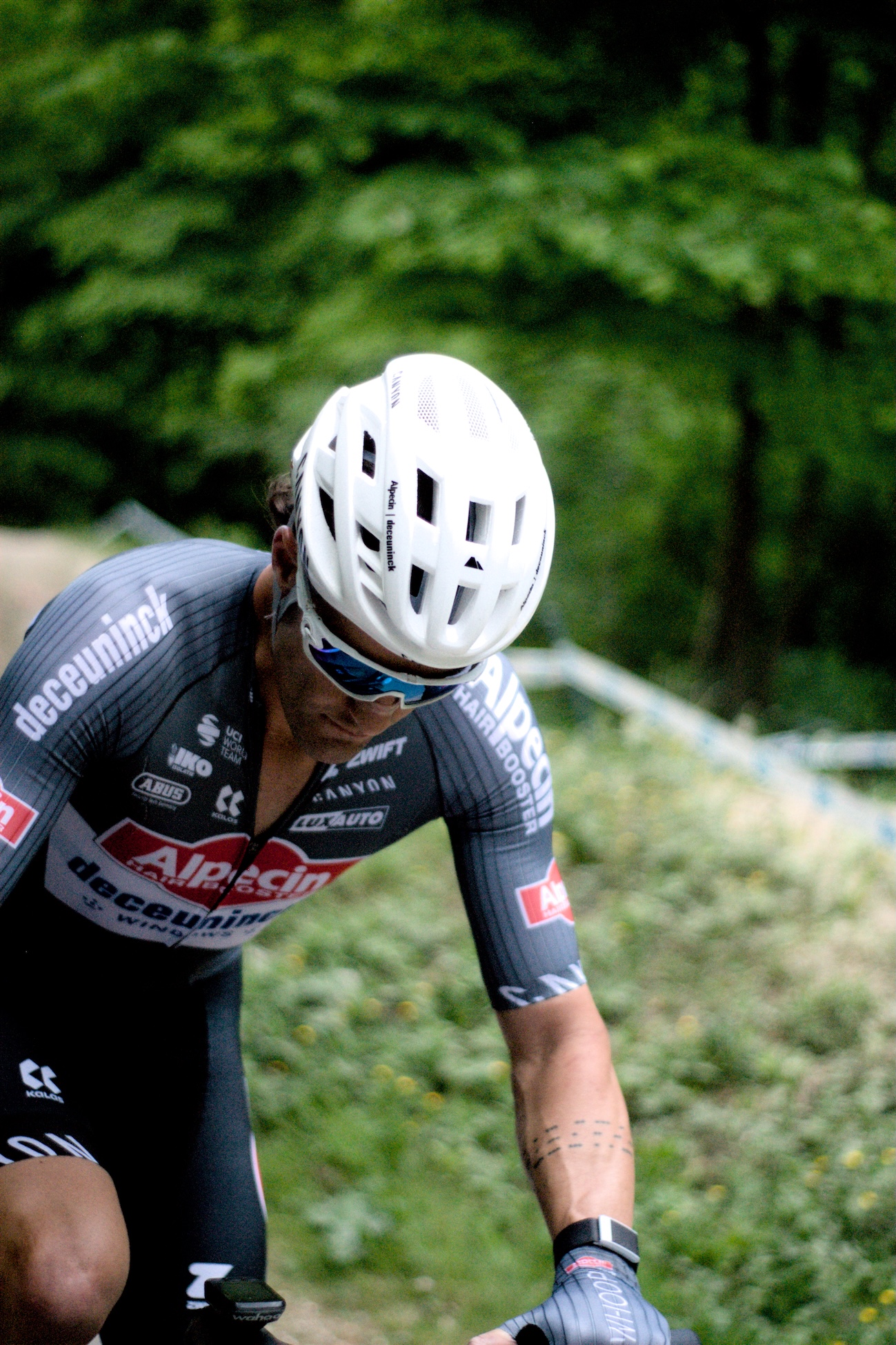 Close Up of Sam Gaze, Oakley Jawbreaker, Abus Airbreaker, Alpecin Deceunick