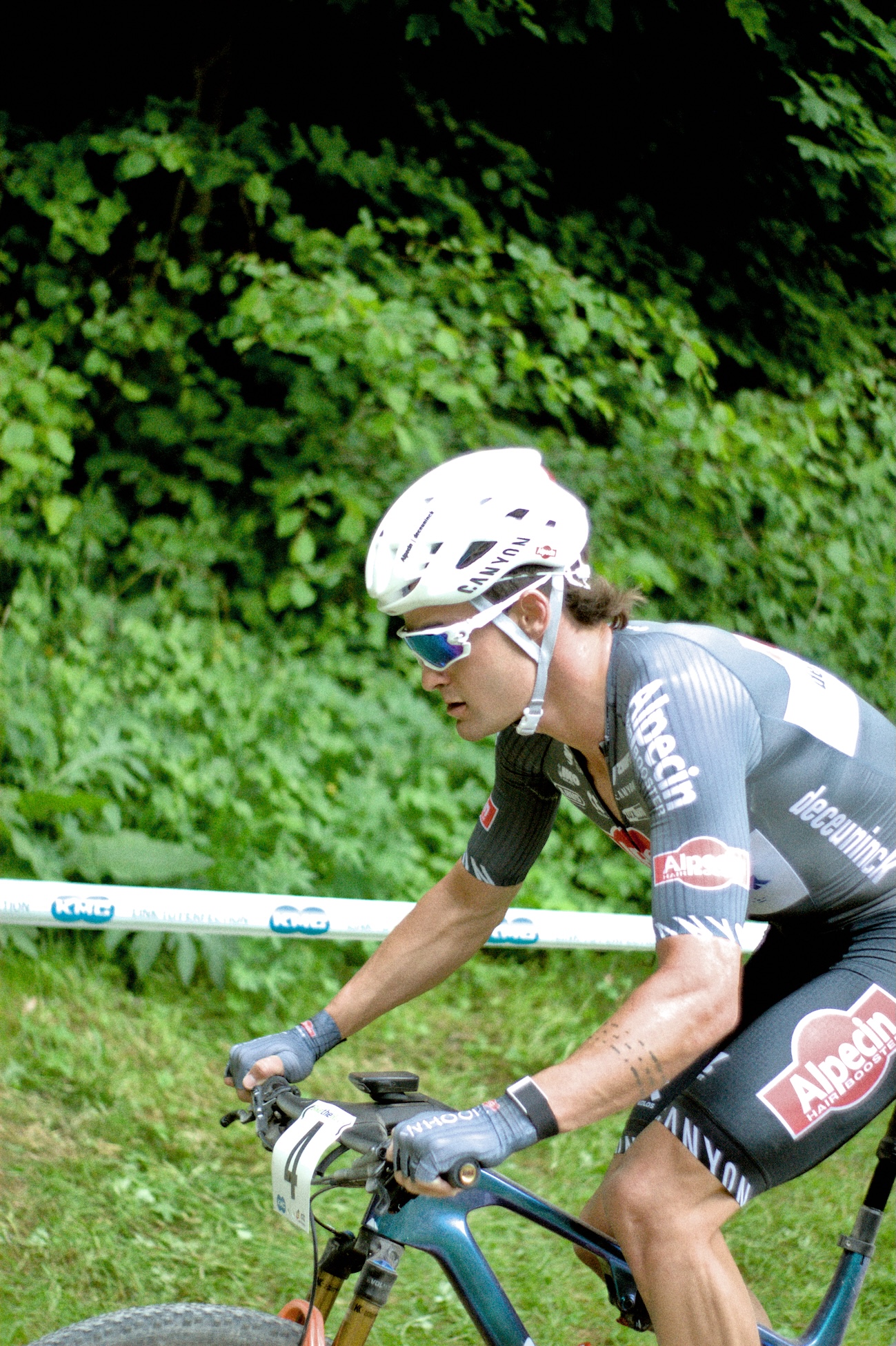 Sam Gaze Close up, Legs, Canyon Lux CFR Worldcup