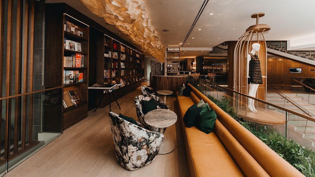 006715-04-TASCHEN Library 2-at Fairmont Pacific Rim