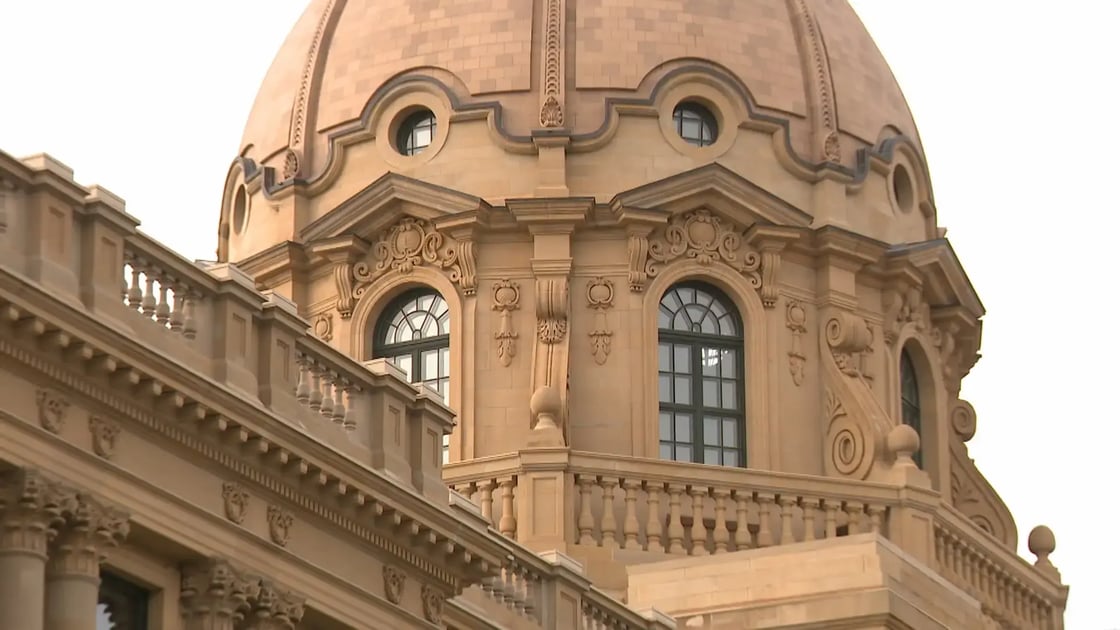 alberta-legislature-10_1.jpg