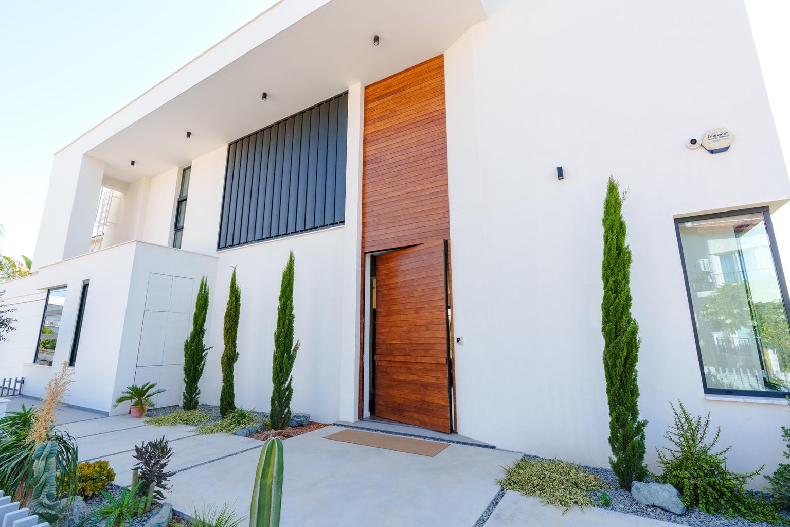 Modern Serenity with Warm Accents