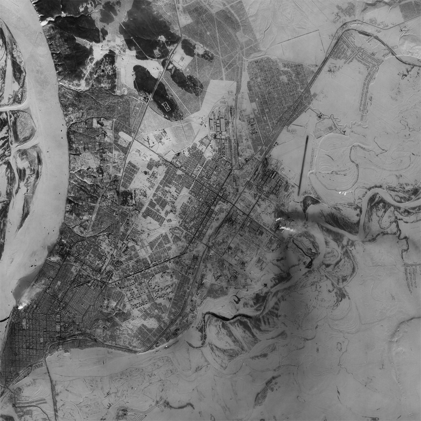 A high resolution declassified KH-7 GAMBIT spy satellite image of Samara, Russia from January 24, 1965.