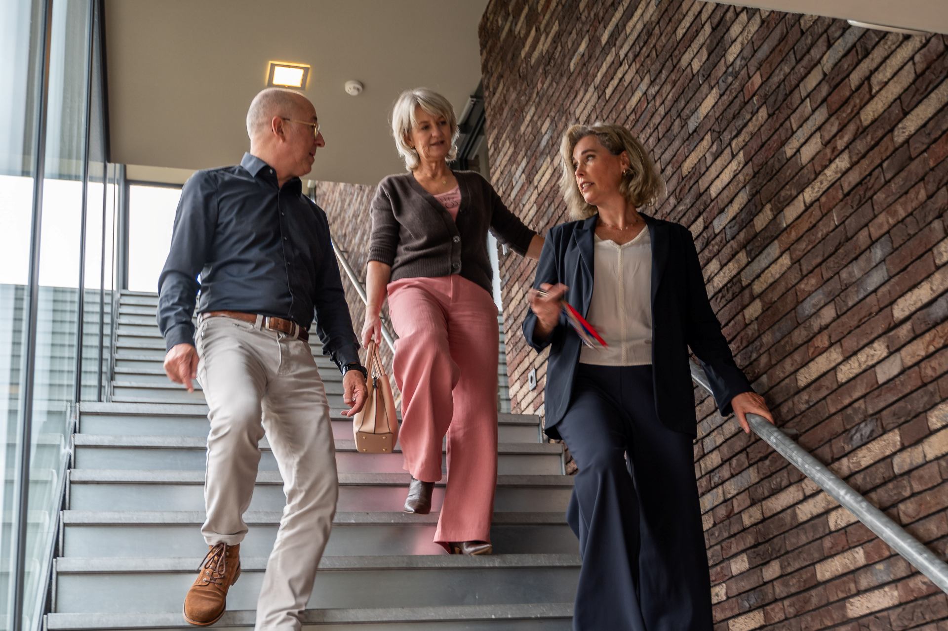 Mariska loopt trap af met clienten