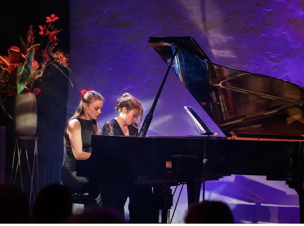 De C-sisters over samen spelen en zelf bouwen