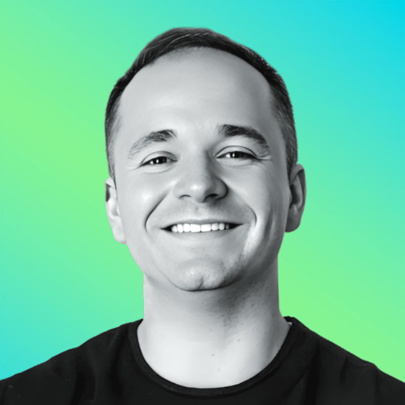 Breaking Into Data Careers: Practical Paths for Newcomers and Career Switchers with Avery Smith of Data Career Jumpstart