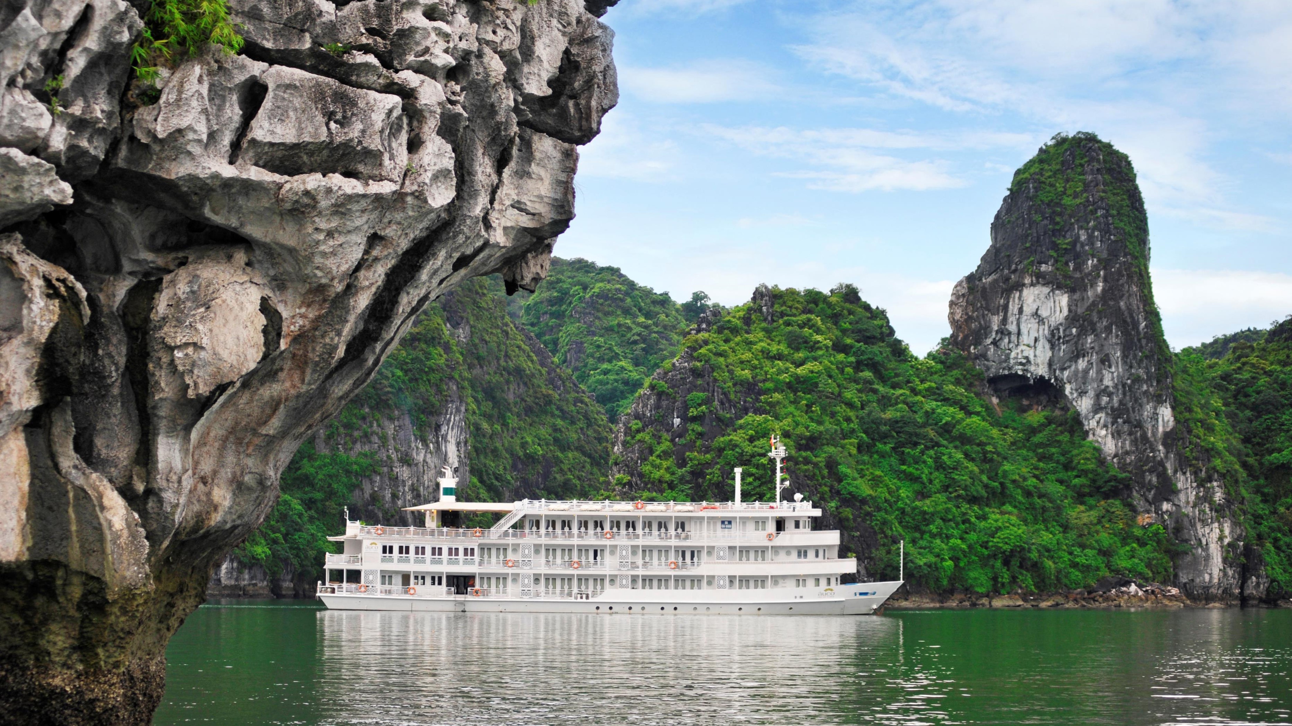 Vietnam 