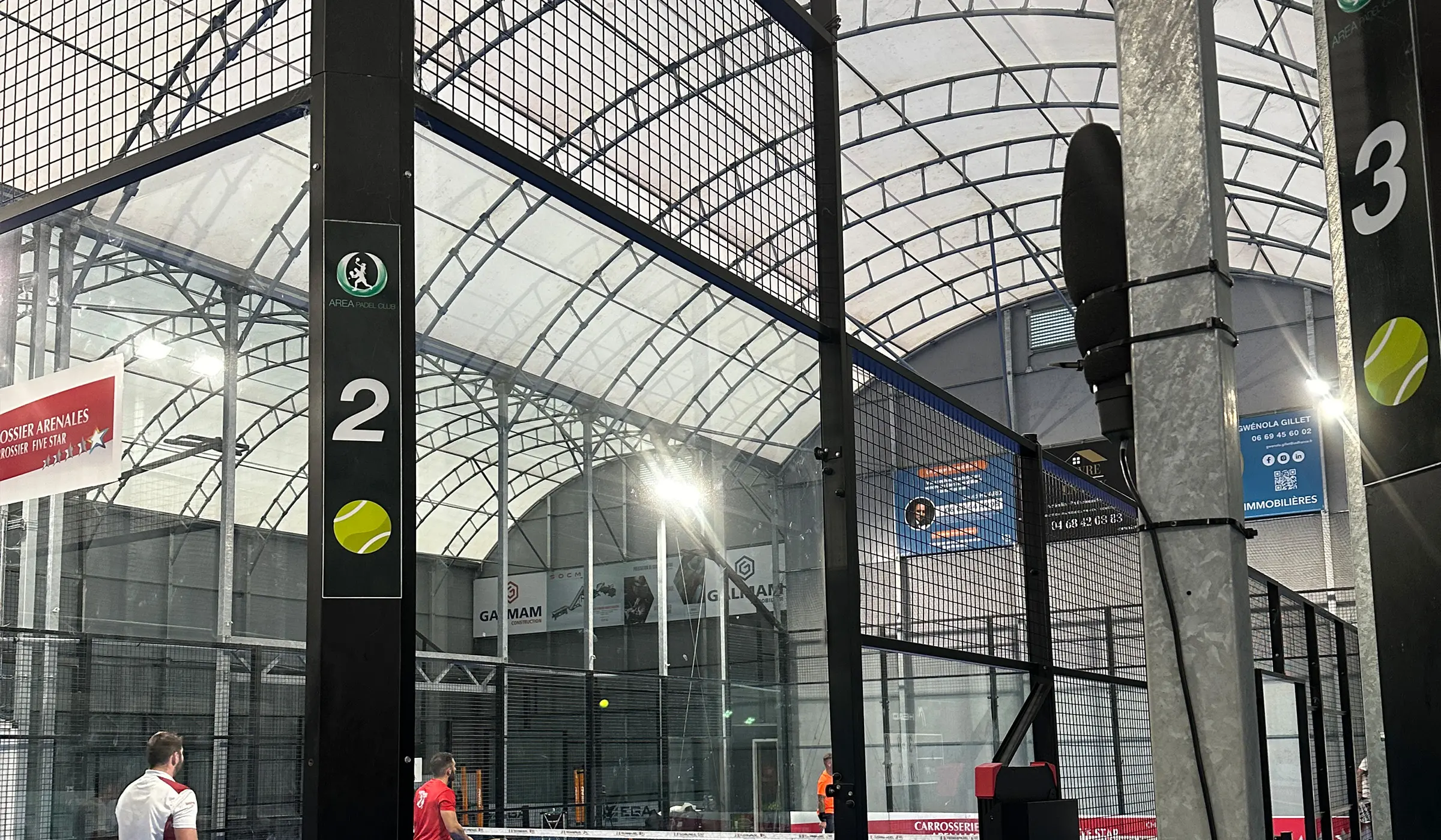 Traitement acoustique Aera Padel à Narbonne par Xylecho